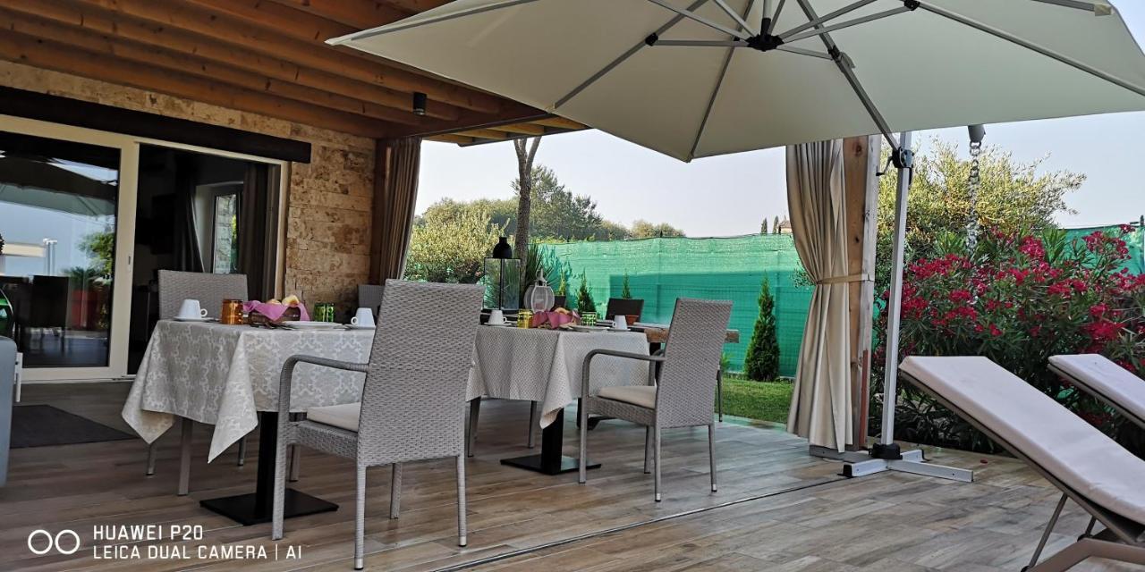 לאזיסה B&B Villa Peler מראה חיצוני תמונה