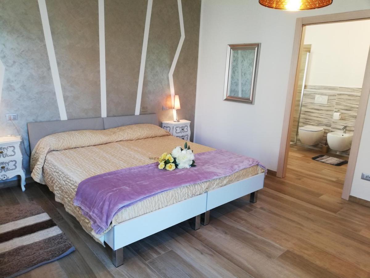 לאזיסה B&B Villa Peler מראה חיצוני תמונה