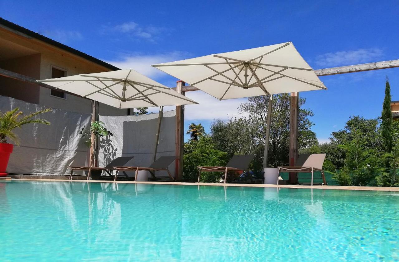 לאזיסה B&B Villa Peler מראה חיצוני תמונה