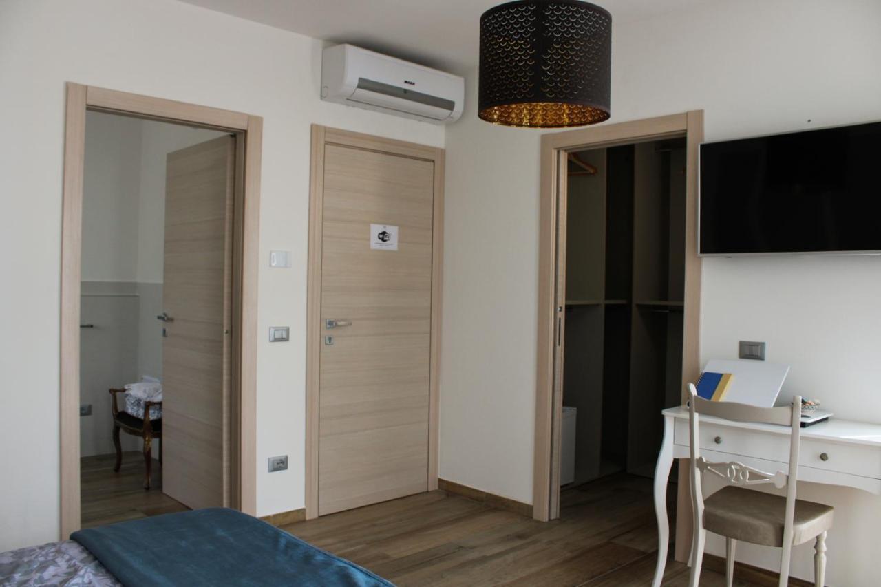 לאזיסה B&B Villa Peler מראה חיצוני תמונה