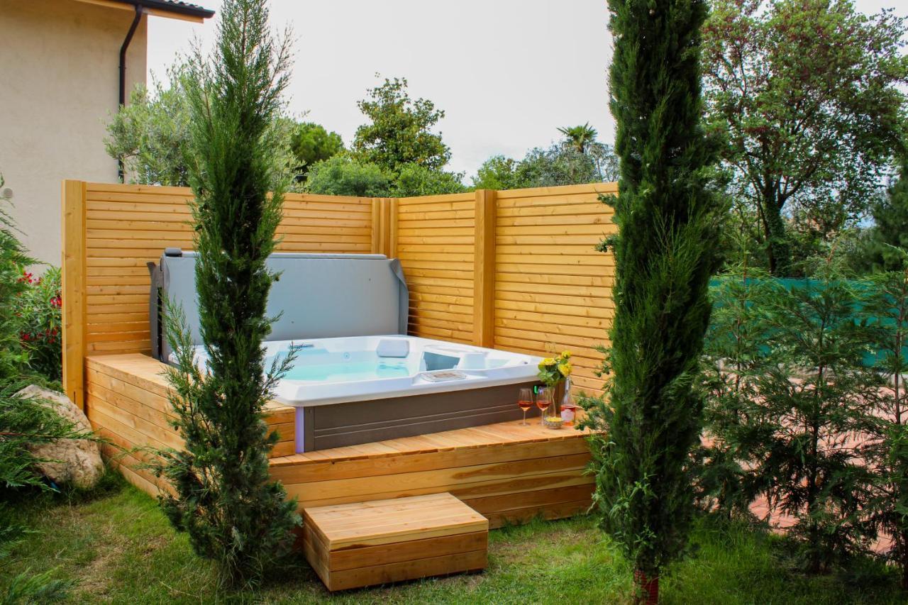 לאזיסה B&B Villa Peler מראה חיצוני תמונה