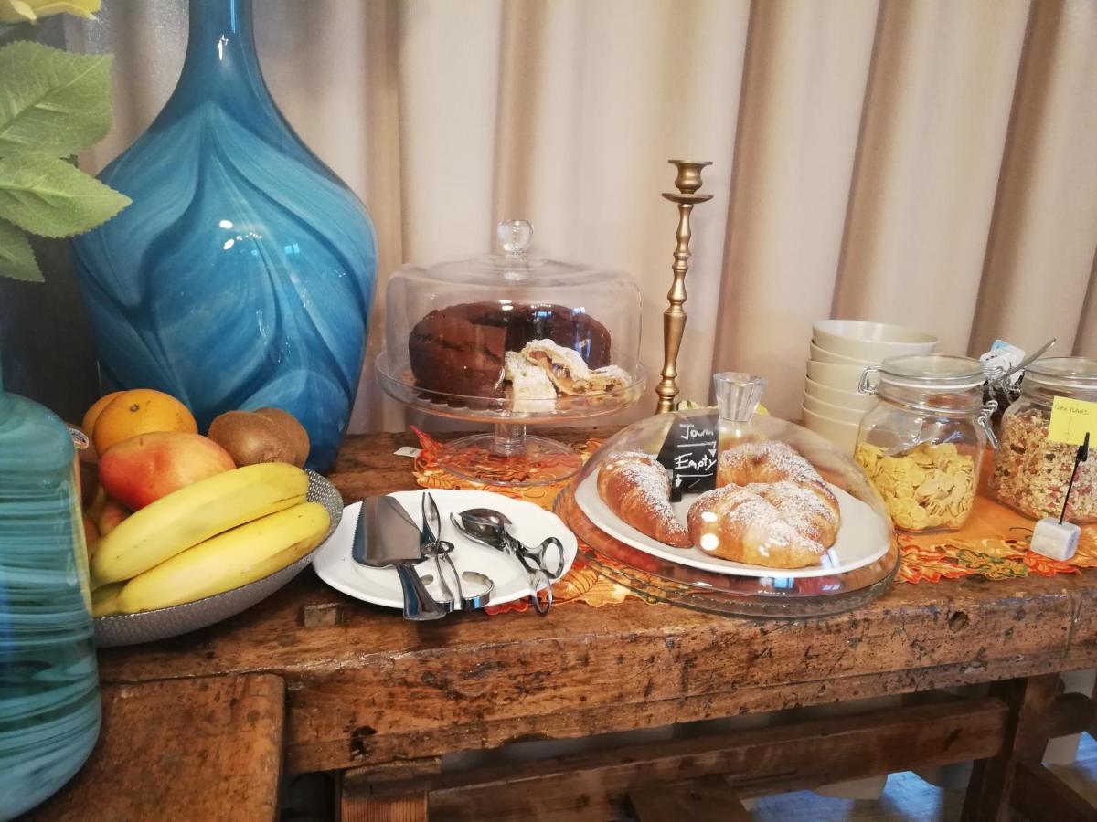 לאזיסה B&B Villa Peler מראה חיצוני תמונה